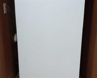 "Fun Times on Lake Huntington" in North Augusta, SC Closing Fri 6/2 at 8pm. Pickup Sat 6/3 11-3pm. Please click here to see more photos, descriptions, and current bids: https://ctbids.com/estate-sale/21812