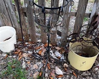 Rustic Plant Stands / www.contemporarycurrent.com / Whimsical In White Rock Lake