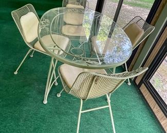 Woodard table & chairs porch set