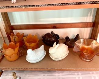 Westmoreland Orange cups for punch bowl, hen & bunny on a nests, carnival bowl