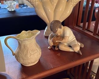Belleek BnG boy with dog plain thonley Bud vase