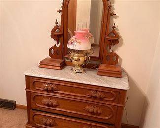Beautifully carved Victorian 3 drawer chest with acorn pulls marble top glove box candle shelf’s 