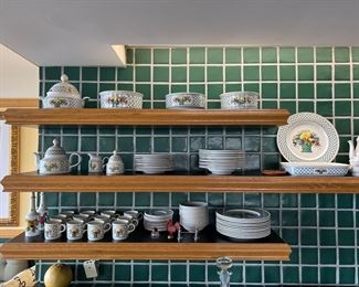 Collection of Villeroy & Boch Basket service for 12 plus serving pieces - Salt and pepper, tea, pot, with sugar and creamer, tureen, 4 serving dishes, and a cake plate