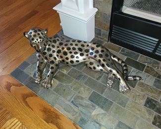 HEAVY CAST LEAPORD / CHEETAH