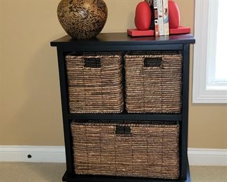 CABINET N BASKETS
