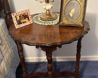 Round side table, vintage 