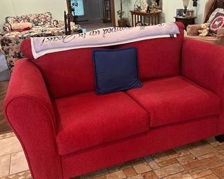 Red love Seat..very attractive!!