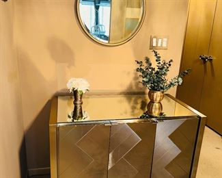 $200 EACH
ELLO INTERNATIONAL CHEVRON BRASS / STAINLESS STEEL DESIGN WITH MIRRORED TOP CREDENZA / CABINETS -3 AVAILABLE
39.5”W x 21”D x 29”H