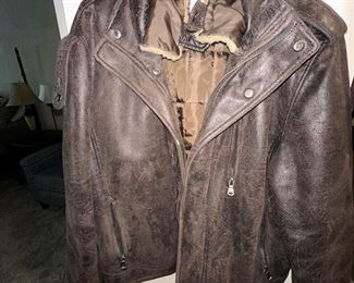 MEN'S JACKET