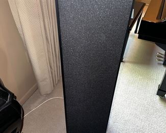 $350 PAIR KLIPSCH SPEAKERS MODEL R-820F