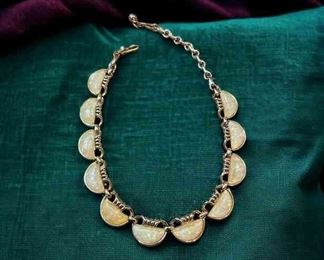 Coro Thermoset Necklace