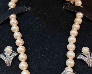 Costume Pearl Metal Necklace  Earrings