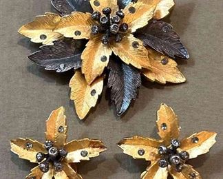 Joan Rivers Flower Set