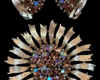 Lisner Brooch Clip Earrings