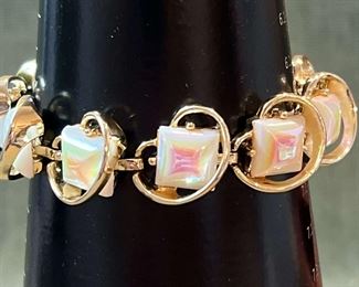 Thermoset Bead Wrapped In Metal Bracelet