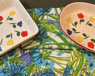 Vera Cloth Napkins Unsigned Baking Dishes