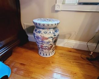Furniture Vase Stand