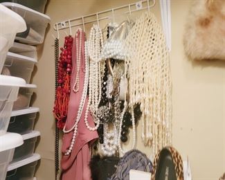 Jewelry Pearls Strung