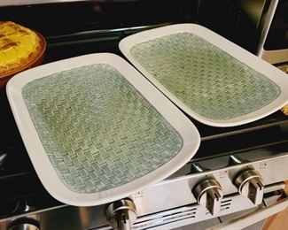 Kitchen Serving Dishes Trays