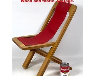 Lot 1475 Child beach lounge chair folding Wood and fabric. Vintage.