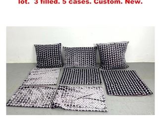 Lot 1548 8pc Plush purple Decorator pillow lot. 3 filled. 5 cases. Custom. New.