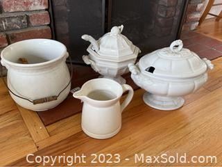 wwhite soup tureens and more1441 t