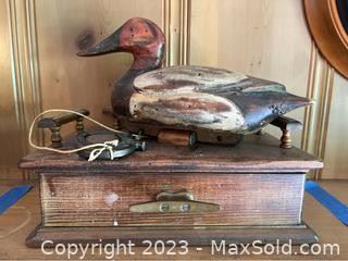 wduck decoy with anchor on wood box2361 t
