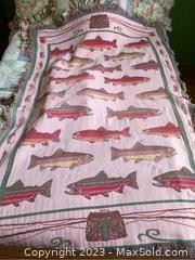 whandmade fish blanket3101 t