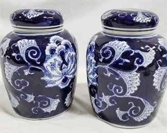 18 - Pair blue & white 8" ginger jars
