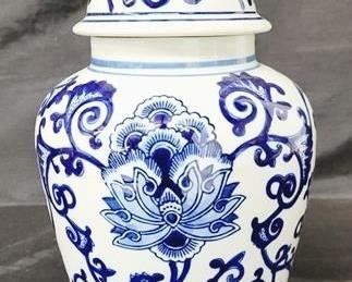 125 - Blue & white 14" ginger jar
