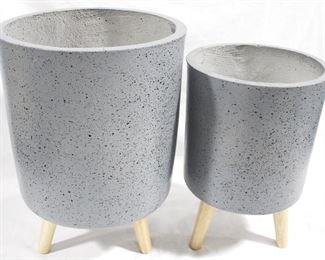 3138 - Pair of Gray UMA Planters 17.25" x 12.25"
