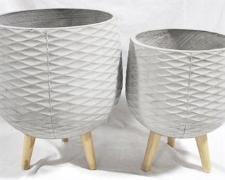 3151 - Pair of Gray UMA Planters 17.25" x 13.5"
