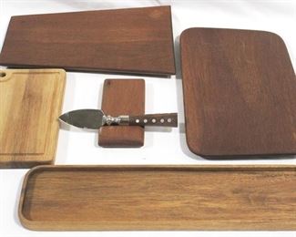 3195 - Lot of Wood Serving Boards with 1 Knife Assorted Sizes
