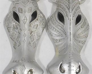 3322 - Pair of Three Hands Giraffe Wall Hangings 15" tall
