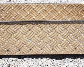 7040 - Metal Planter 6" x 16" x 8"
