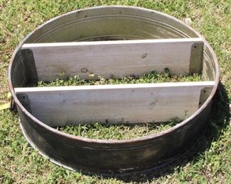 7047 - Wood & metal hanging what not shelf 21.5" round
