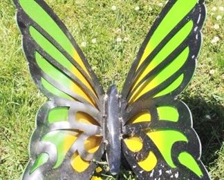 7077 - Metal Butterfly 26" wide
