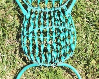 7087 - Metal Wire Frog 28" tall
