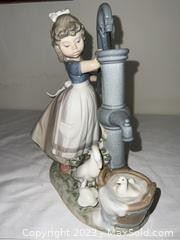 wlladro girl with water figurine2041 t