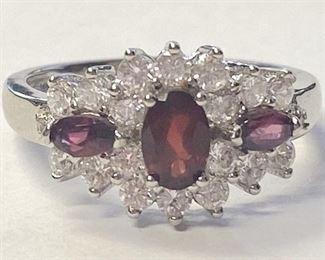 9w - 1.02CT Garnet Sterling Silver Ring Sz 7
