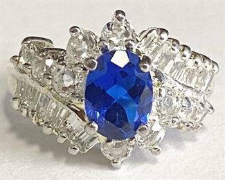 34w - Costume Ring Sz 4
