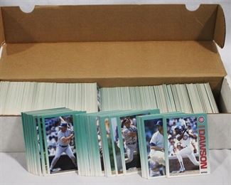 57 - 1992 Fleer Baseball Cards
