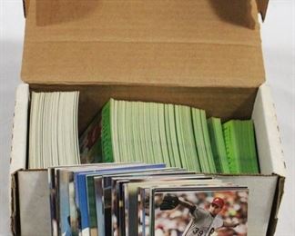 90 - 1992 Topps Stadium Club Baseball Cards
