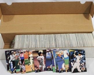 98 - 1992 Topps Stadium Club Baseball Cards
