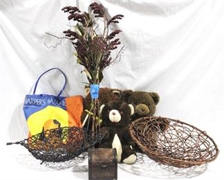 2025 - Lot of Assorted Items
