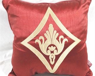 2041 - Throw Pillow - Biltmore 17.5" x 17.5"
