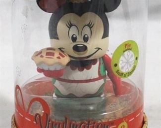 2082 - Vinylmation Jingle Smells 3" Figure in Box
