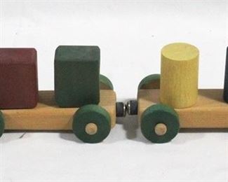 3015 - 4 pc. Wood Train Set 21" long
