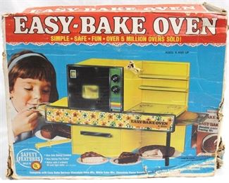 3061 - Easy-Bake Oven in Original Box
