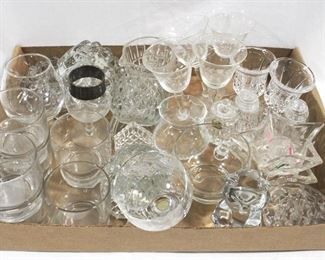 3090 - Tray Lot of Assorted Glass Items
